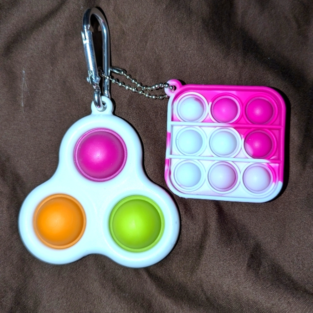 Pop-its fidget toy bag clip